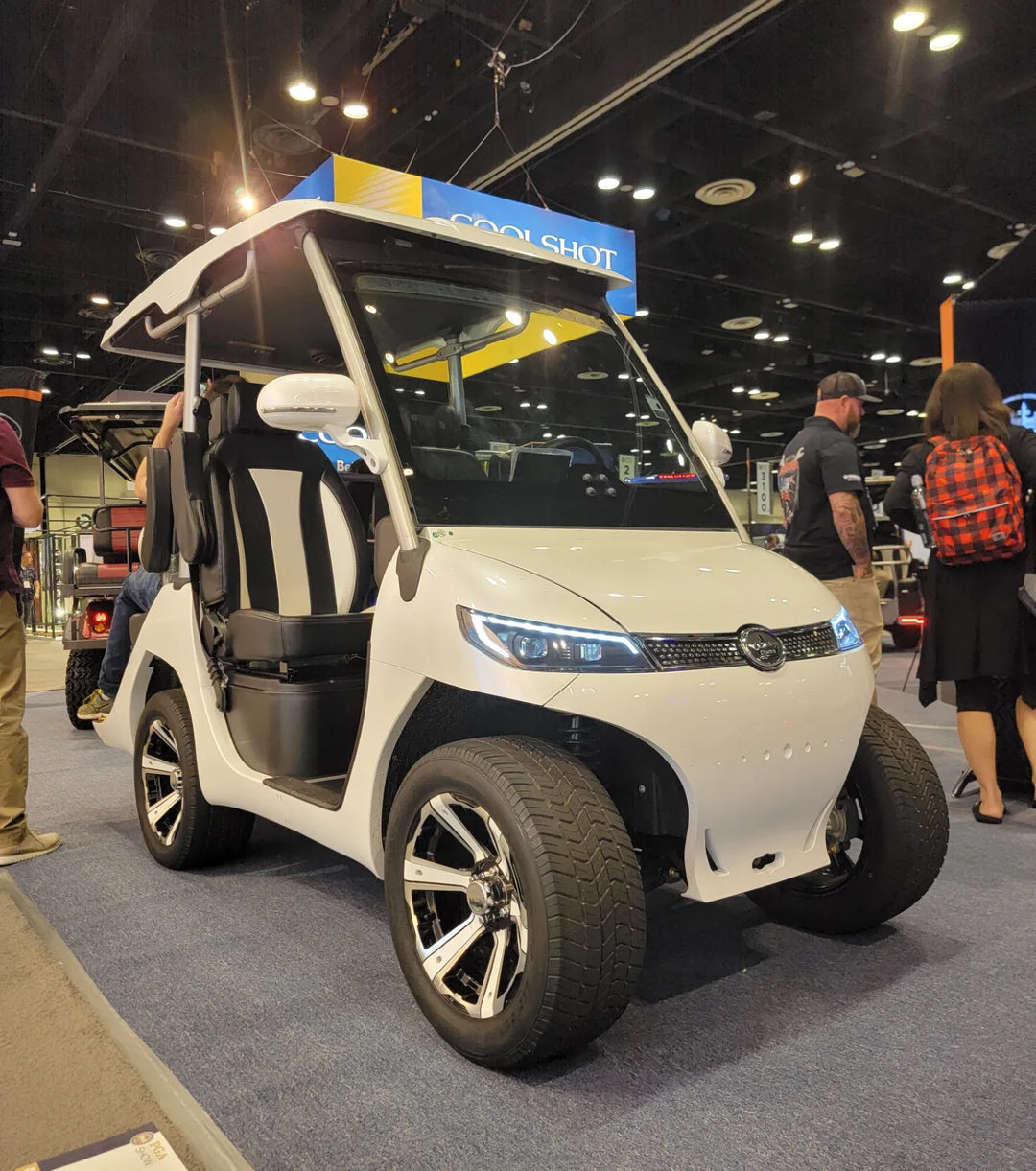 Evolution D3 Model Golf Cart Golf Bag Attachment with Sand Bottle