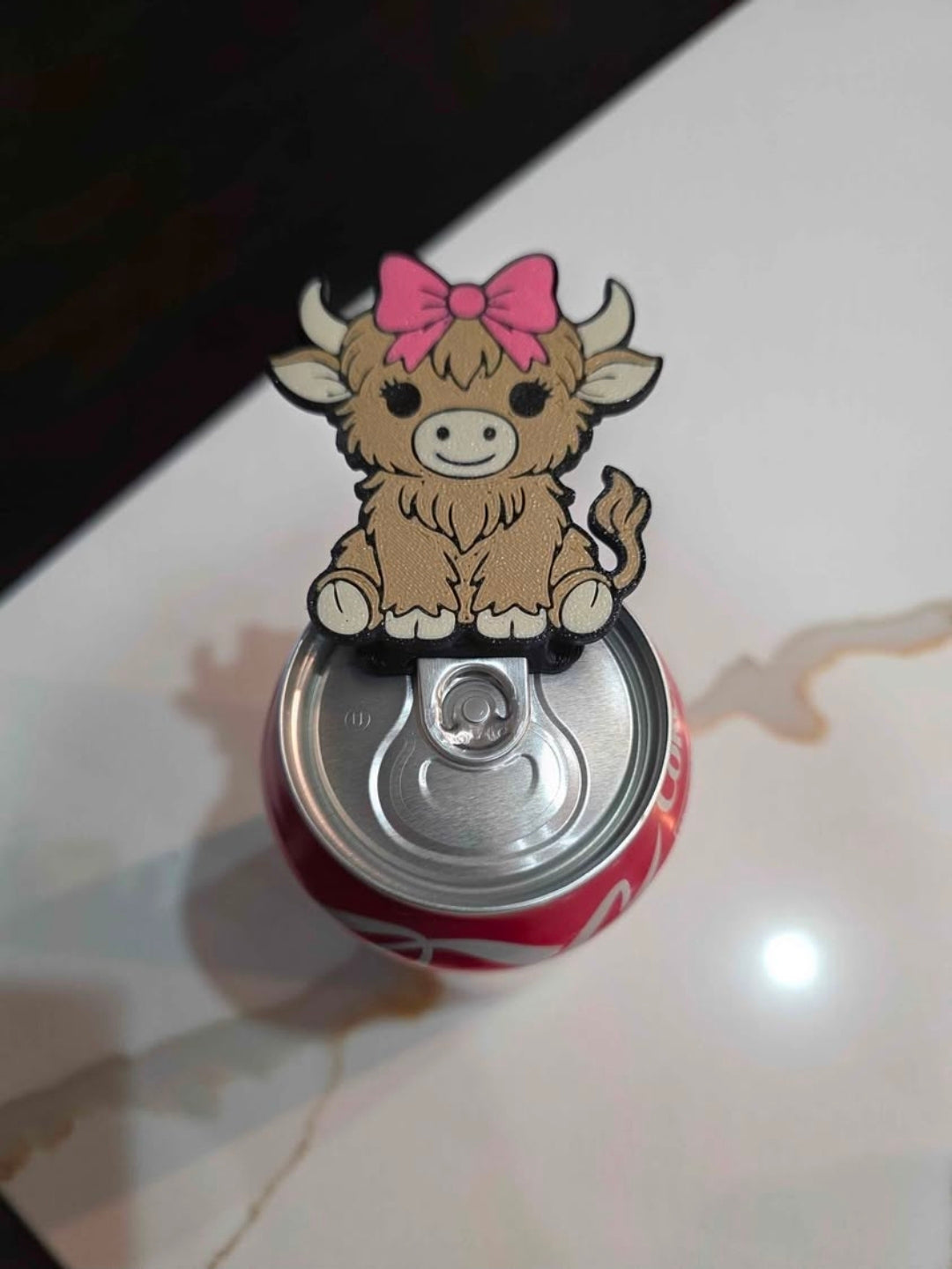Mooie Save Your Nail Highland Cown Can Opener Key Chain