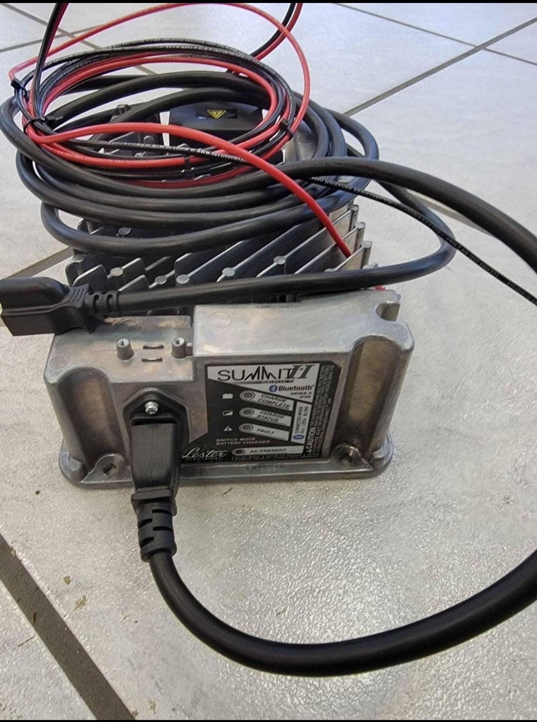 Lester Summit Series II Battery On Board Charger 650W 18 amp 36V compatable with any 36 Volt golf cart